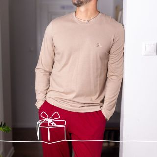 Máte už 🎁 pre svoju polovičku? Pozrite si naše tipy na vianočné darčeky pre neho: ✨Domáce oblečenie ✨Boxerky ✨Pyžamo...